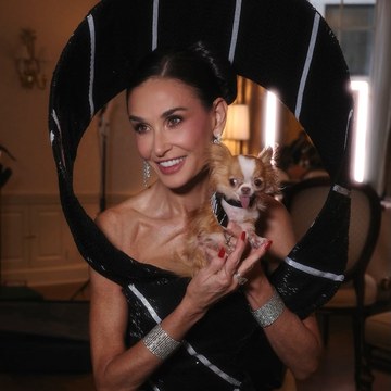 Demi Moore - Magazine and Candid Shoots Collection in demimoore_3626282669894625829.jpg - hidden celebrity photo